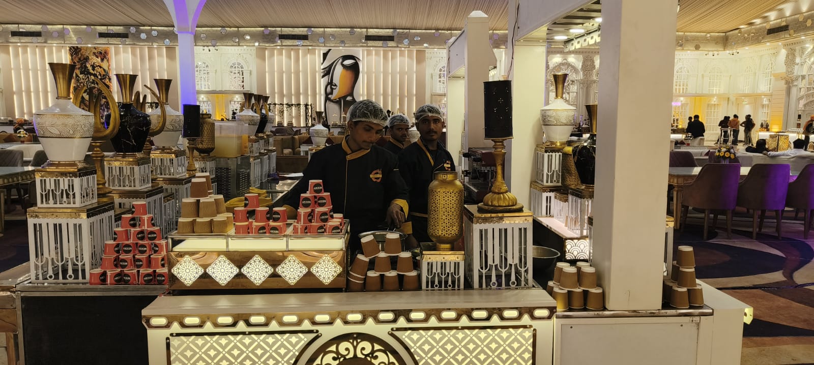 Royal Halwai & Rabdi Kulfi Studio