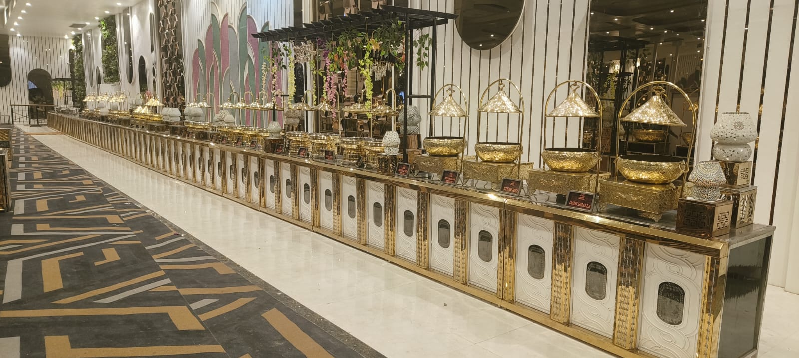 Poolside Bespoke Botanical Bar
